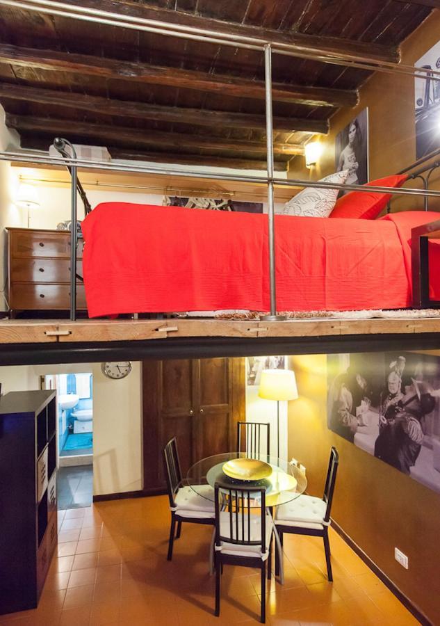 Independent In Trevi Fountain - Spain Square Apartamento Roma